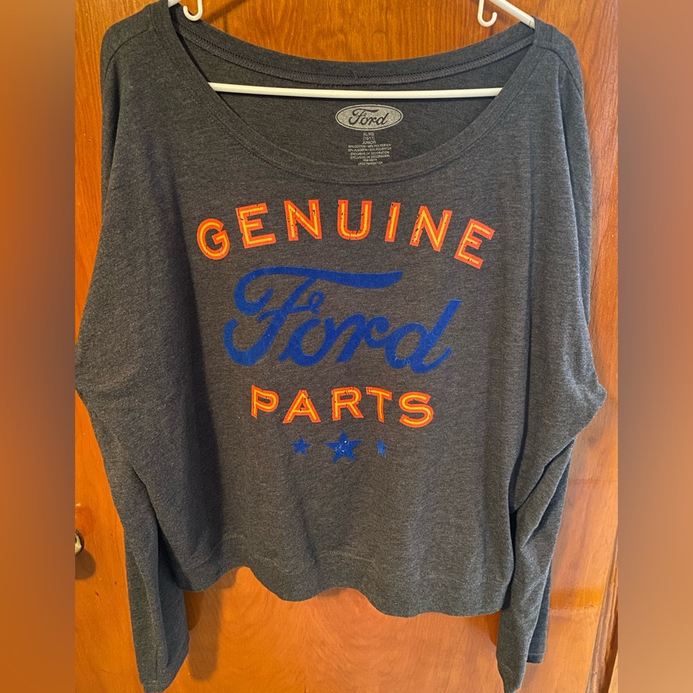 Preowned Ford Long Sleeve Top - Junior XL (15/17)